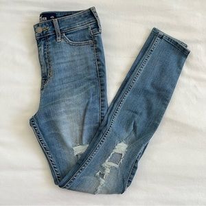 Hollister High Rise Super Skinny Crop Jeans